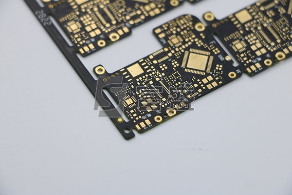八层运动相机安防PCB1
