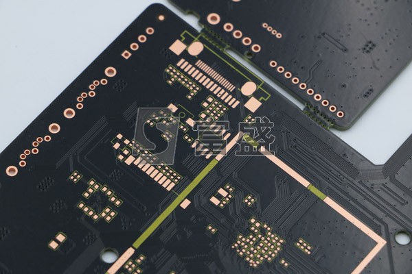 黄色字符PCB-(10).JPG